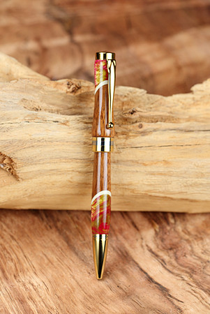 HLT_pens_032